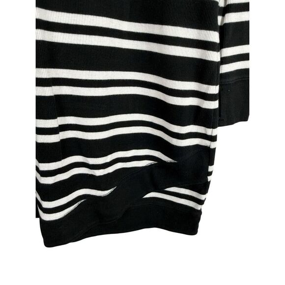 Talbots Black and White sweatshirt dress- size mp - Picture 6 of 7